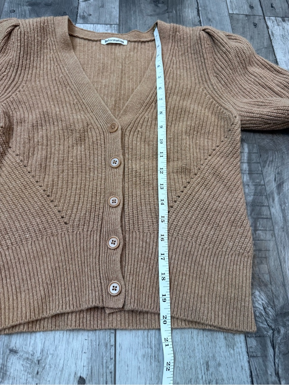 Reformation Fossi Puff Sleeve Cashmere V-Neck Button Down Cardigan Small Camel - Picture 7 of 7